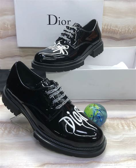 dior bee shoe|Dior lace up shoes.